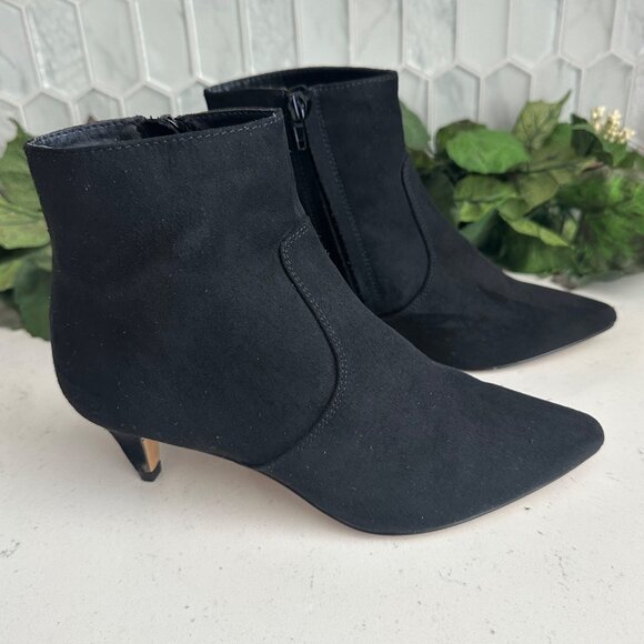 Express Womens Black Suede Ankle Booties Size 6 - Picture 2 of 9